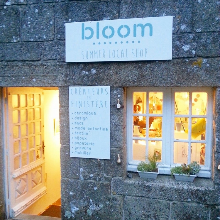 bloom   Locronan - rue des charrettes, 29180 - 06 99 80 85 55